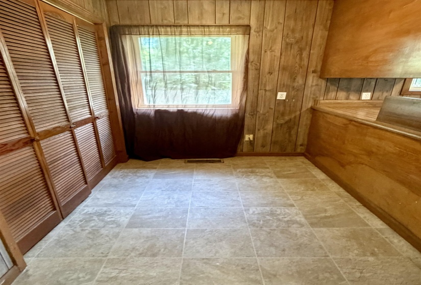 355 PURDY RD, Selmer, Tennessee 38375-1750, 2 Bedroom Bedrooms, 6 Room Rooms,1 BathroomBathrooms,Residential,For Sale,PURDY,0,10226014