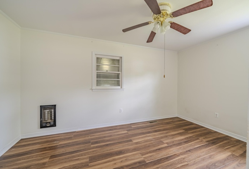 55 SQUAW ST, Savannah, Tennessee 38372, 3 Bedroom Bedrooms, 5 Room Rooms,1 BathroomBathrooms,Residential,For Sale,SQUAW,0,10223514