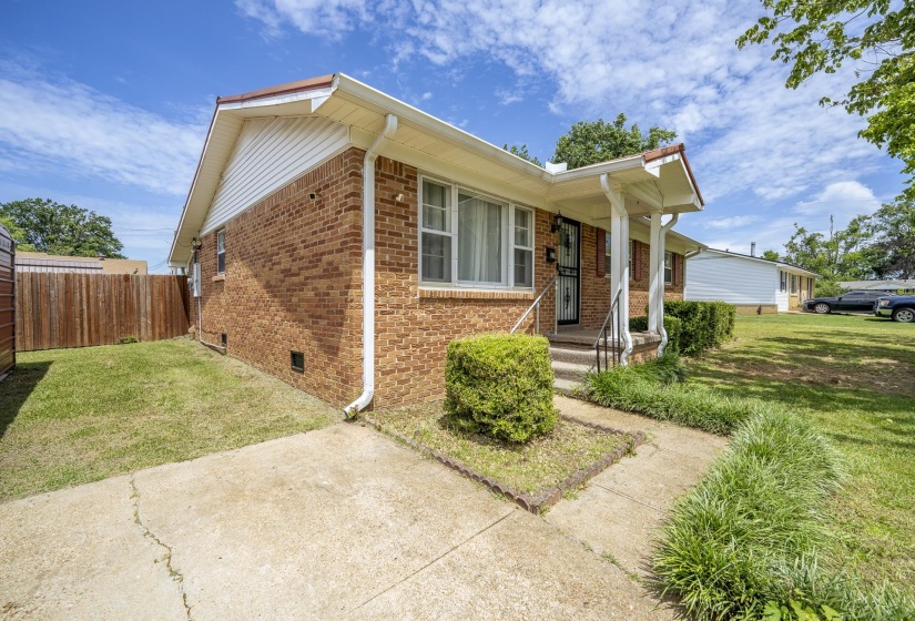 55 SQUAW ST, Savannah, Tennessee 38372, 3 Bedroom Bedrooms, 5 Room Rooms,1 BathroomBathrooms,Residential,For Sale,SQUAW,0,10223514