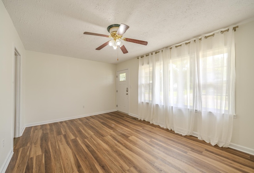 55 SQUAW ST, Savannah, Tennessee 38372, 3 Bedroom Bedrooms, 5 Room Rooms,1 BathroomBathrooms,Residential,For Sale,SQUAW,0,10223514