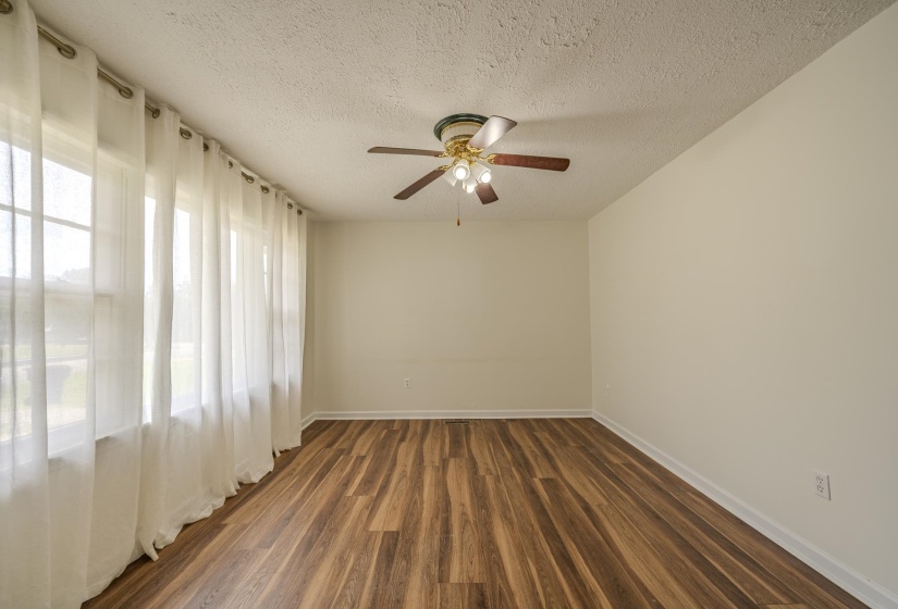 55 SQUAW ST, Savannah, Tennessee 38372, 3 Bedroom Bedrooms, 5 Room Rooms,1 BathroomBathrooms,Residential,For Sale,SQUAW,0,10223514