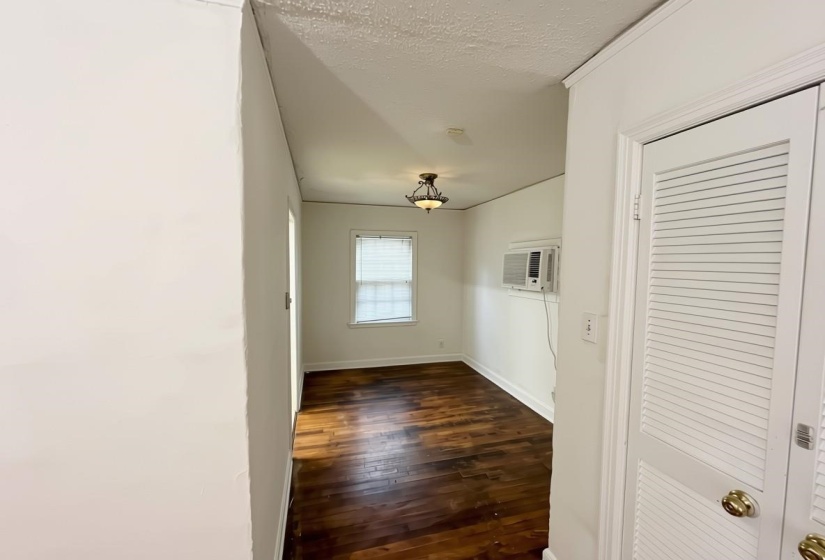801 BOWEN CIR, Memphis, Tennessee 38122, 2 Bedroom Bedrooms, 5 Room Rooms,1 BathroomBathrooms,Residential,For Sale,BOWEN,0,10226061