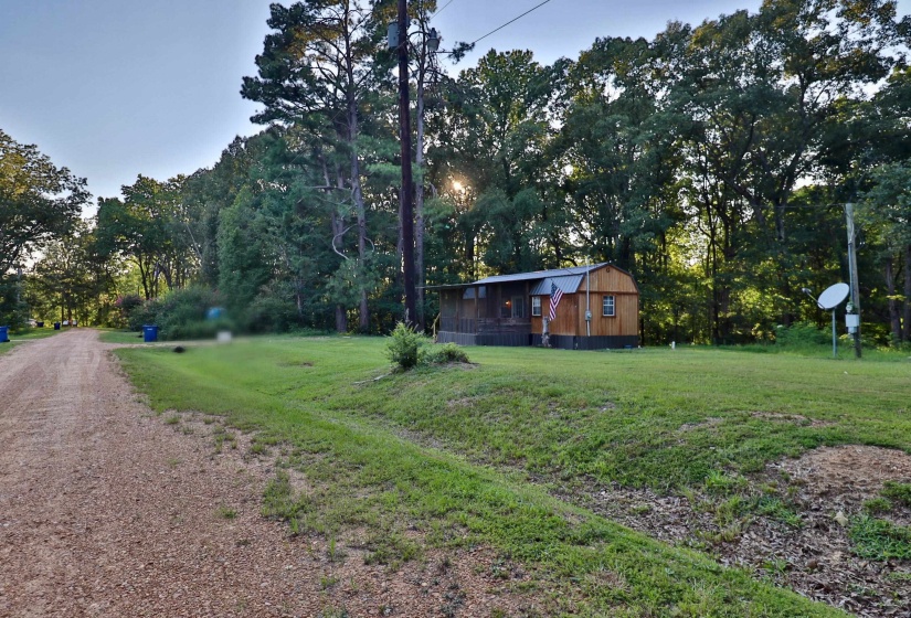 1611 KING RD, Sardis, Mississippi 38666, 1 Bedroom Bedrooms, 2 Room Rooms,1 BathroomBathrooms,Residential,For Sale,KING,0,10226067