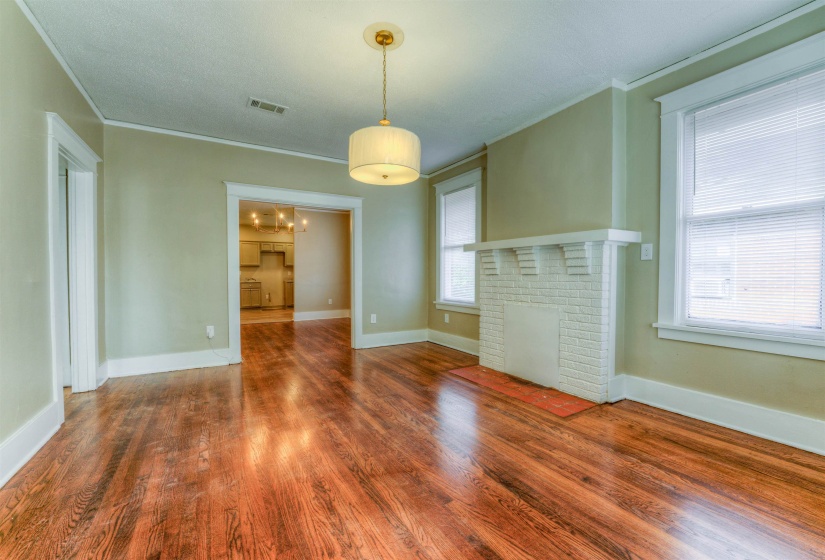 869 GARLAND ST, Memphis, Tennessee 38107, 3 Bedroom Bedrooms, 7 Room Rooms,2 BathroomBathrooms,Rental Properties,For Sale,GARLAND,0,10226891
