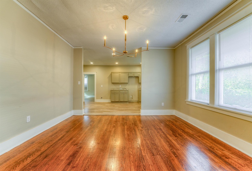 869 GARLAND ST, Memphis, Tennessee 38107, 3 Bedroom Bedrooms, 7 Room Rooms,2 BathroomBathrooms,Rental Properties,For Sale,GARLAND,0,10226891