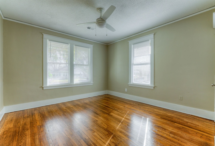 869 GARLAND ST, Memphis, Tennessee 38107, 3 Bedroom Bedrooms, 7 Room Rooms,2 BathroomBathrooms,Rental Properties,For Sale,GARLAND,0,10226891
