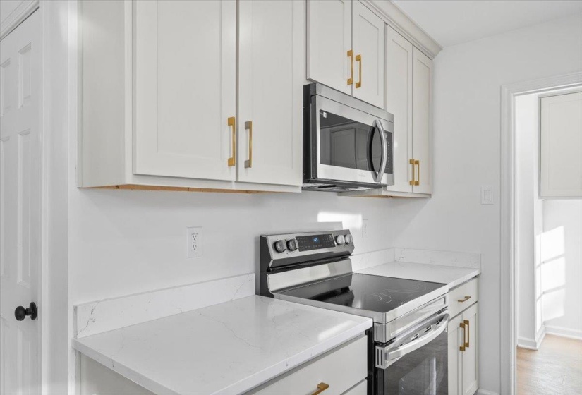 1676 MILLER FARMS RD, Germantown, Tennessee 38138, 4 Bedroom Bedrooms, 8 Room Rooms,3 BathroomBathrooms,Rental Properties,For Sale,MILLER FARMS,0,10227148