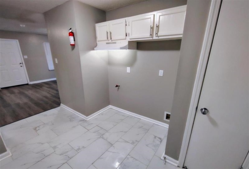 679 LEATH ST, Memphis, Tennessee 38107-4043, 3 Bedroom Bedrooms, 6 Room Rooms,1 BathroomBathrooms,Rental Properties,For Sale,LEATH,0,10218987