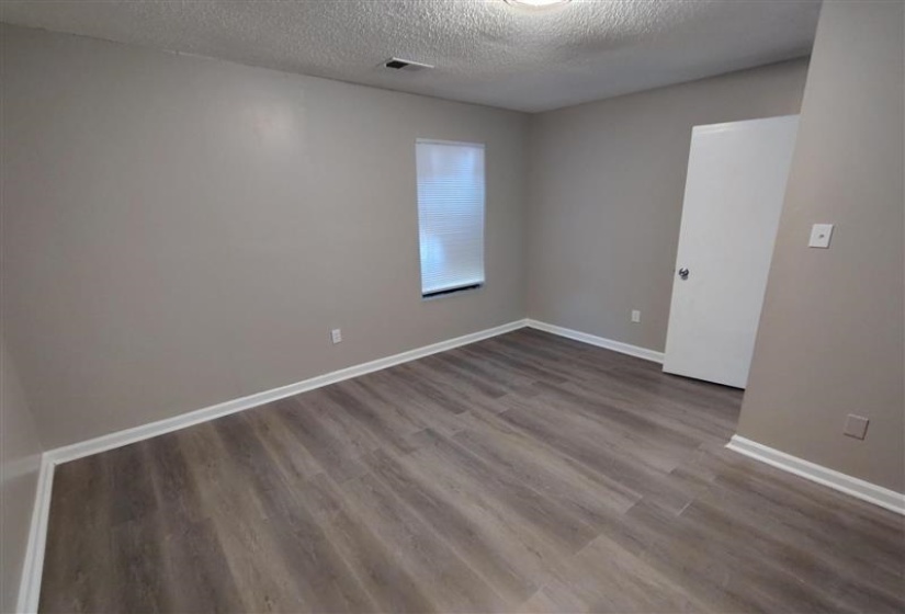 679 LEATH ST, Memphis, Tennessee 38107-4043, 3 Bedroom Bedrooms, 6 Room Rooms,1 BathroomBathrooms,Rental Properties,For Sale,LEATH,0,10218987