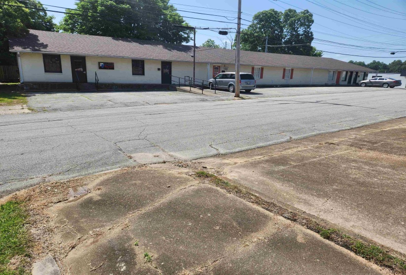111 WILSON - AVE, Brownsville, Tennessee 38012, 0 , 0 ,0,Commercial/industrial,For Sale,WILSON -,0,10228367