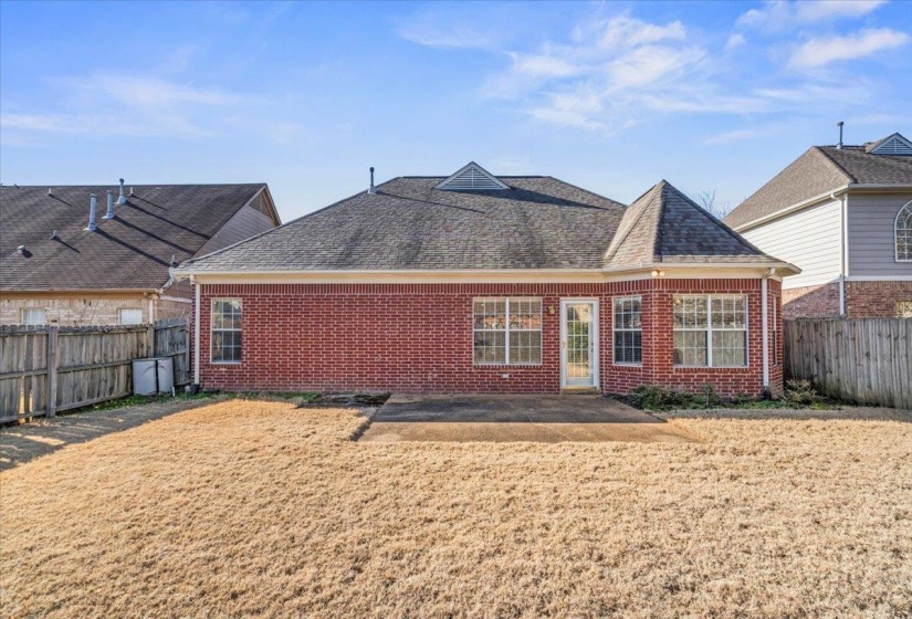 9294 FAIRMONT CIR, Collierville, Tennessee 38017, 3 Bedroom Bedrooms, 6 Room Rooms,2 BathroomBathrooms,Rental Properties,For Sale,FAIRMONT,0,10226225