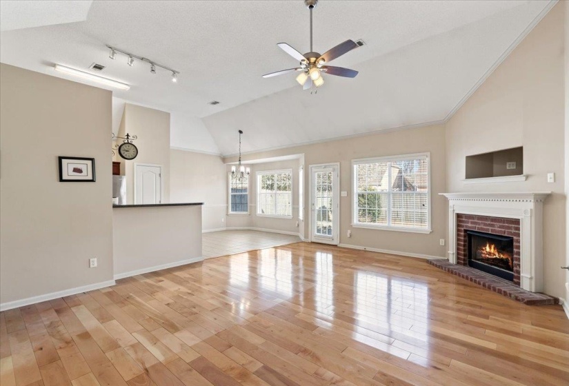 9294 FAIRMONT CIR, Collierville, Tennessee 38017, 3 Bedroom Bedrooms, 6 Room Rooms,2 BathroomBathrooms,Rental Properties,For Sale,FAIRMONT,0,10226225