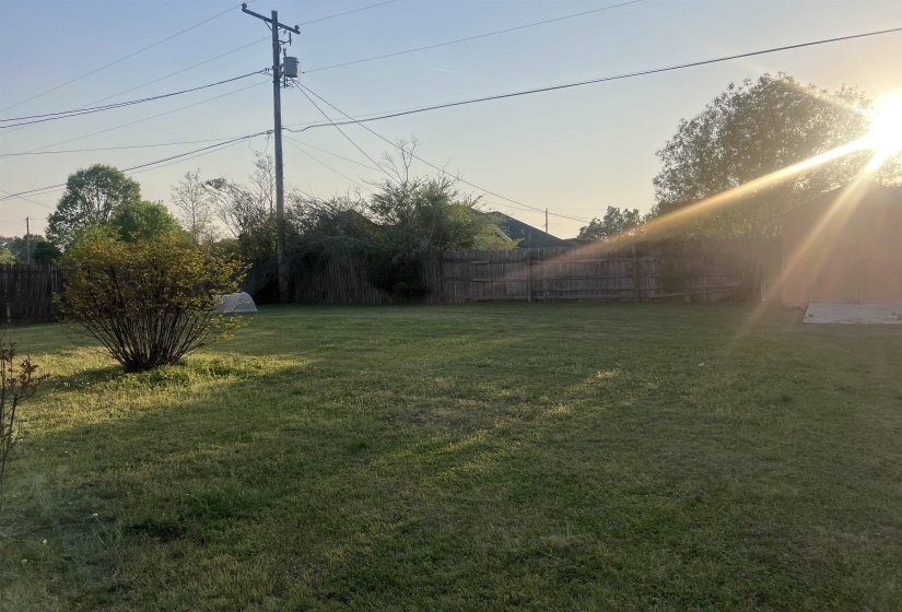 4005 LONG CREEK RD, Memphis, Tennessee 38125, 3 Bedroom Bedrooms, 6 Room Rooms,2 BathroomBathrooms,Residential,For Sale,LONG CREEK,0,10219657