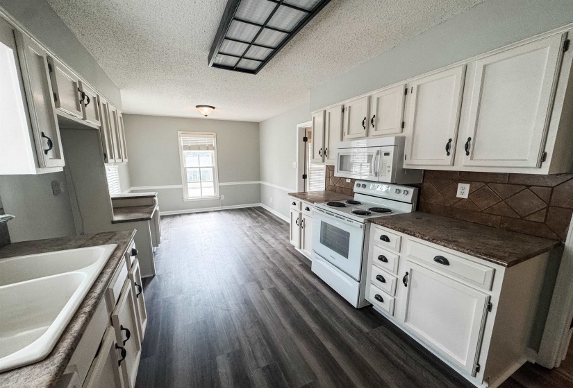 347 DOVE VALLEY RD, Collierville, Tennessee 38017, 3 Bedroom Bedrooms, 6 Room Rooms,2 BathroomBathrooms,Rental Properties,For Sale,DOVE VALLEY,0,10226523