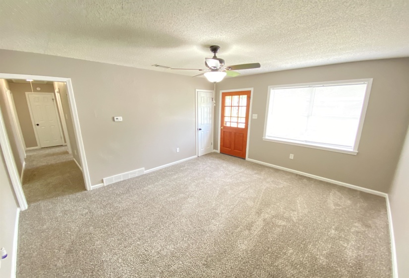 5162 BROKEN OAK DR, Memphis, Tennessee 38127, 3 Bedroom Bedrooms, 5 Room Rooms,1 BathroomBathrooms,Residential,For Sale,BROKEN OAK,0,10226146