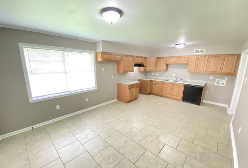 5162 BROKEN OAK DR, Memphis, Tennessee 38127, 3 Bedroom Bedrooms, 5 Room Rooms,1 BathroomBathrooms,Residential,For Sale,BROKEN OAK,0,10226146