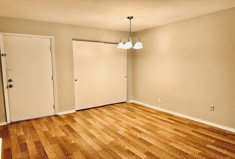 1855 POPLAR WOODS CIR, Germantown, Tennessee 38138, 1 Bedroom Bedrooms, 3 Room Rooms,1 BathroomBathrooms,Rental Properties,For Sale,POPLAR WOODS,0,10227138