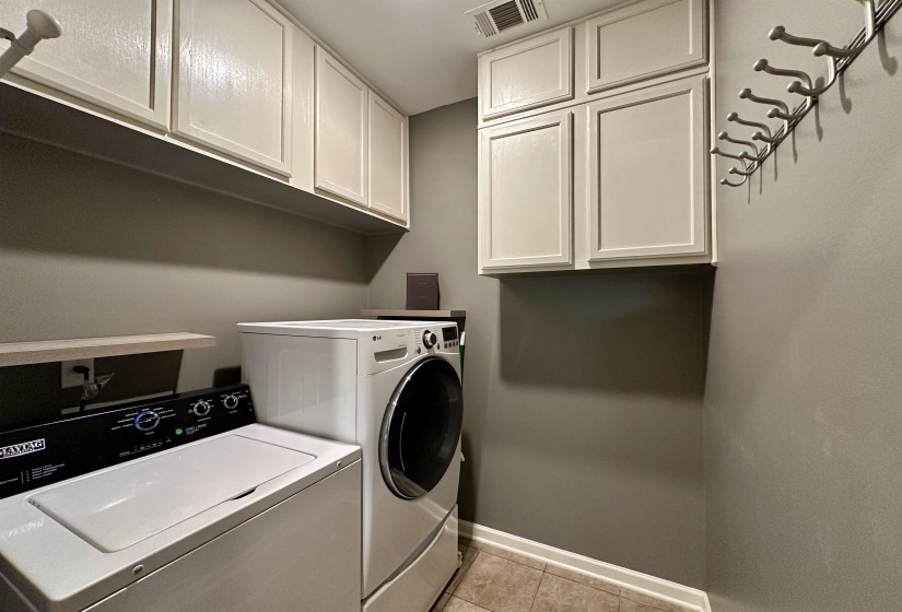 40 GREEN HILLS DR, Oakland, Tennessee 38060, 4 Bedroom Bedrooms, 12 Room Rooms,2.1 BathroomBathrooms,Residential,For Sale,GREEN HILLS,0,10226155