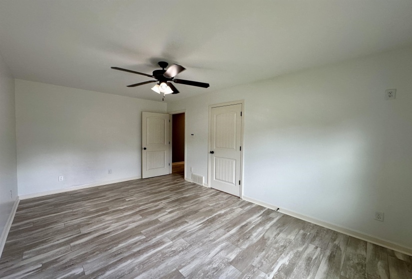 40 GREEN HILLS DR, Oakland, Tennessee 38060, 4 Bedroom Bedrooms, 12 Room Rooms,2.1 BathroomBathrooms,Residential,For Sale,GREEN HILLS,0,10226155