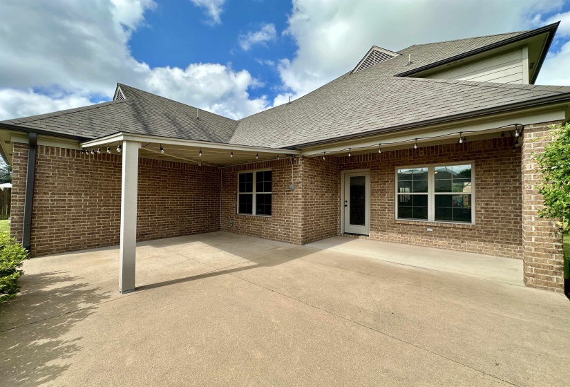 40 GREEN HILLS DR, Oakland, Tennessee 38060, 4 Bedroom Bedrooms, 12 Room Rooms,2.1 BathroomBathrooms,Residential,For Sale,GREEN HILLS,0,10226155