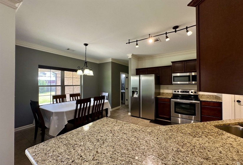 40 GREEN HILLS DR, Oakland, Tennessee 38060, 4 Bedroom Bedrooms, 12 Room Rooms,2.1 BathroomBathrooms,Residential,For Sale,GREEN HILLS,0,10226155