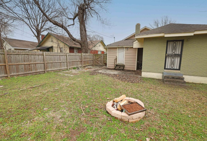 873 MCNEIL ST, Memphis, Tennessee 38107, 3 Bedroom Bedrooms, 6 Room Rooms,1 BathroomBathrooms,Residential,For Sale,MCNEIL,0,10226172