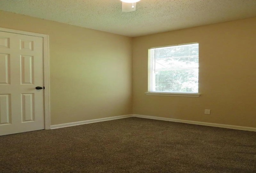 3987 MAYNARD DR, Memphis, Tennessee 38109, 3 Bedroom Bedrooms, 6 Room Rooms,1 BathroomBathrooms,Residential,For Sale,MAYNARD,0,10226276