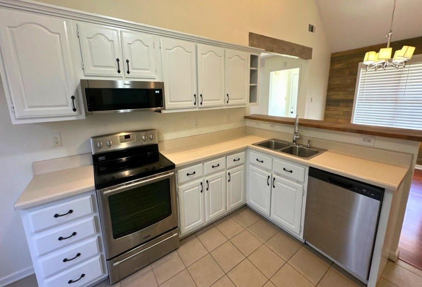 3826 DRUMMONDS RD, Drummonds, Tennessee 38023, 3 Bedroom Bedrooms, 7 Room Rooms,2 BathroomBathrooms,Residential,For Sale,DRUMMONDS,0,10217713