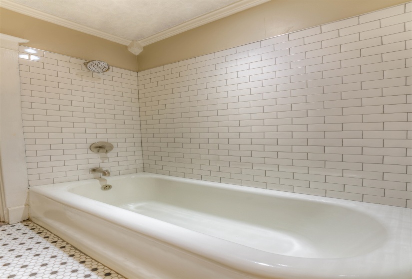 345 MALVERN ST, Memphis, Tennessee 38104, 3 Bedroom Bedrooms, 6 Room Rooms,1 BathroomBathrooms,Rental Properties,For Sale,MALVERN,0,10226880