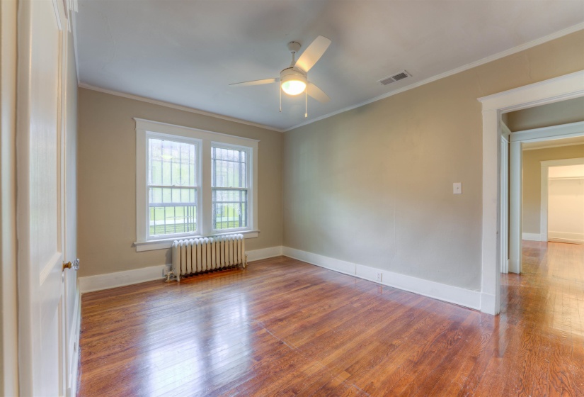 345 MALVERN ST, Memphis, Tennessee 38104, 3 Bedroom Bedrooms, 6 Room Rooms,1 BathroomBathrooms,Rental Properties,For Sale,MALVERN,0,10226880