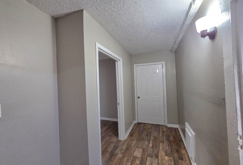 4047 CHELSEA AVE, Memphis, Tennessee 38108-2828, 3 Bedroom Bedrooms, 7 Room Rooms,2 BathroomBathrooms,Rental Properties,For Sale,CHELSEA,0,10223397