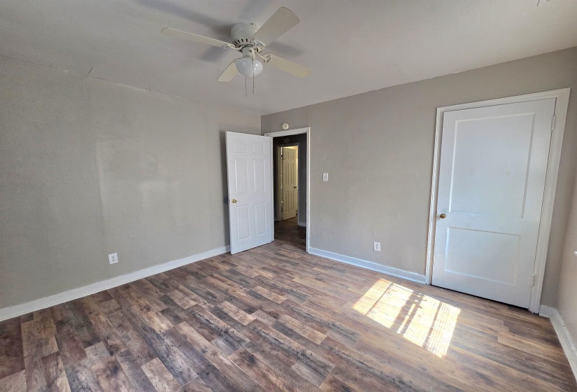 4047 CHELSEA AVE, Memphis, Tennessee 38108-2828, 3 Bedroom Bedrooms, 7 Room Rooms,2 BathroomBathrooms,Rental Properties,For Sale,CHELSEA,0,10223397