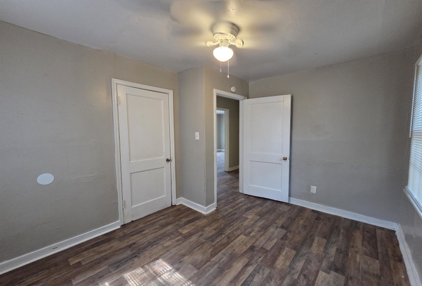 4047 CHELSEA AVE, Memphis, Tennessee 38108-2828, 3 Bedroom Bedrooms, 7 Room Rooms,2 BathroomBathrooms,Rental Properties,For Sale,CHELSEA,0,10223397