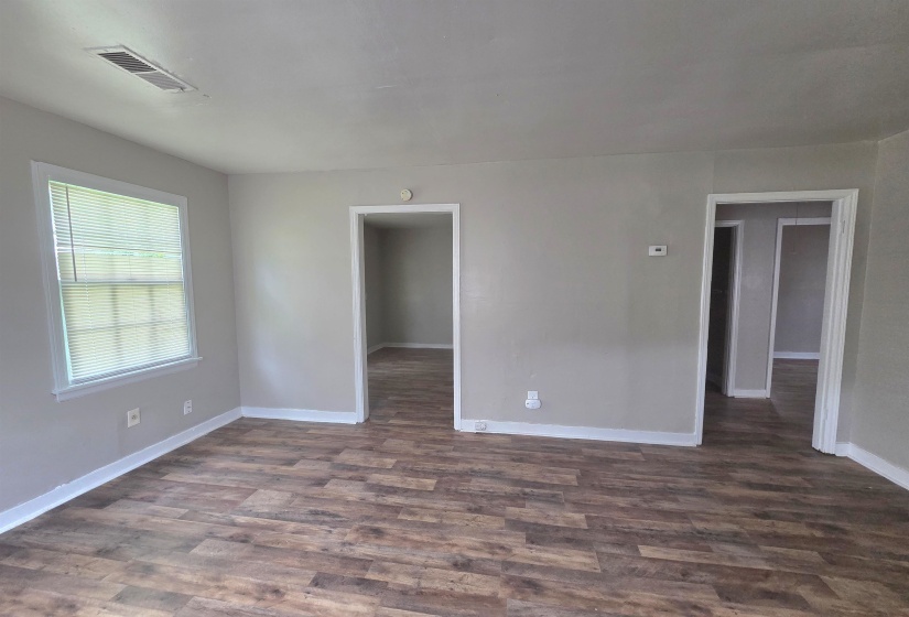 4047 CHELSEA AVE, Memphis, Tennessee 38108-2828, 3 Bedroom Bedrooms, 7 Room Rooms,2 BathroomBathrooms,Rental Properties,For Sale,CHELSEA,0,10223397