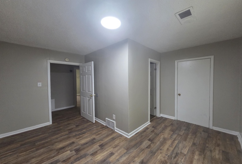 4047 CHELSEA AVE, Memphis, Tennessee 38108-2828, 3 Bedroom Bedrooms, 7 Room Rooms,2 BathroomBathrooms,Rental Properties,For Sale,CHELSEA,0,10223397