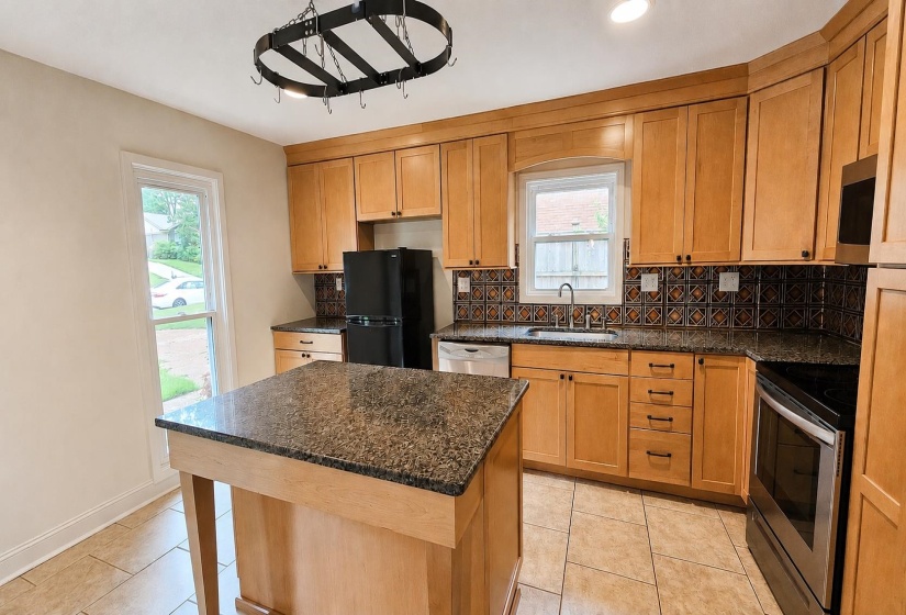 89 ERICSON RD, Memphis, Tennessee 38018, 3 Bedroom Bedrooms, 6 Room Rooms,2 BathroomBathrooms,Rental Properties,For Sale,ERICSON,0,10218320