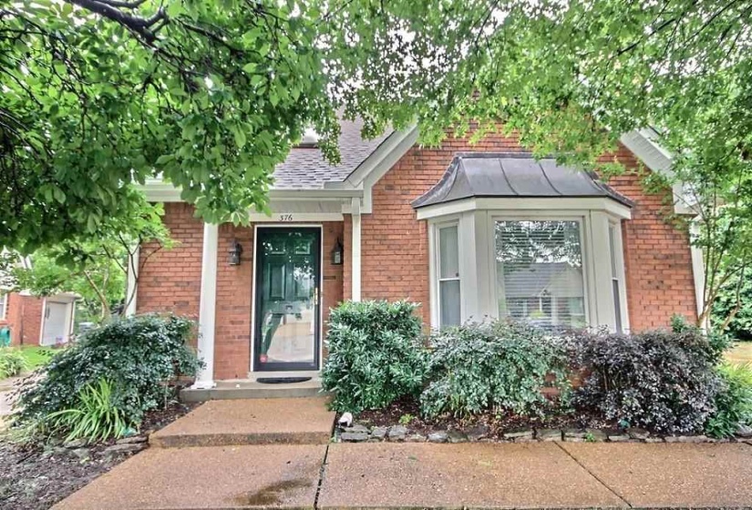 376 CHICKADEE CV, Collierville, Tennessee 38017, 3 Bedroom Bedrooms, 6 Room Rooms,2 BathroomBathrooms,Rental Properties,For Sale,CHICKADEE,0,10228535