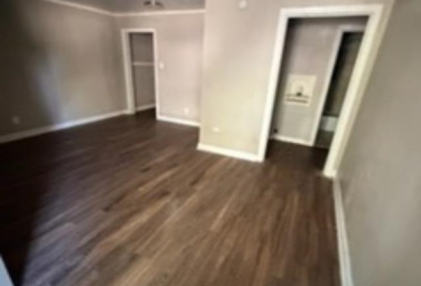 839 LEON PL, Memphis, Tennessee 38107-2620, 2 Bedroom Bedrooms, 4 Room Rooms,1 BathroomBathrooms,Rental Properties,For Sale,LEON,0,10228553