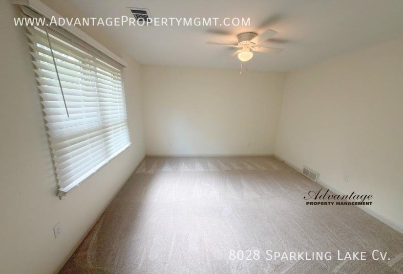 8028 SPARKLING LAKE CV, Germantown, Tennessee 38138, 4 Bedroom Bedrooms, 9 Room Rooms,2.1 BathroomBathrooms,Rental Properties,For Sale,SPARKLING LAKE,0,10228567