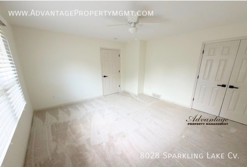 8028 SPARKLING LAKE CV, Germantown, Tennessee 38138, 4 Bedroom Bedrooms, 9 Room Rooms,2.1 BathroomBathrooms,Rental Properties,For Sale,SPARKLING LAKE,0,10228567