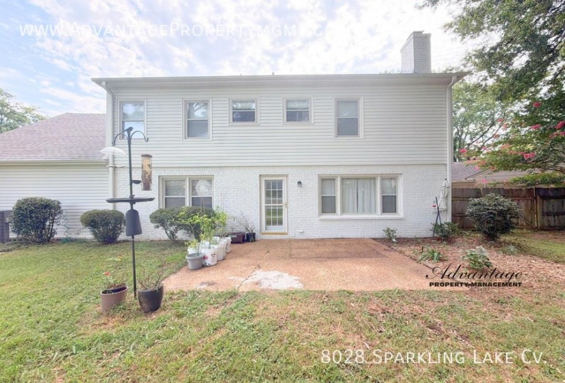 8028 SPARKLING LAKE CV, Germantown, Tennessee 38138, 4 Bedroom Bedrooms, 9 Room Rooms,2.1 BathroomBathrooms,Rental Properties,For Sale,SPARKLING LAKE,0,10228567