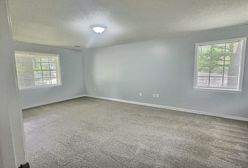 1562 HOLLY HILL DR, Germantown, Tennessee 38138, 4 Bedroom Bedrooms, 8 Room Rooms,2.1 BathroomBathrooms,Rental Properties,For Sale,HOLLY HILL,0,10228573