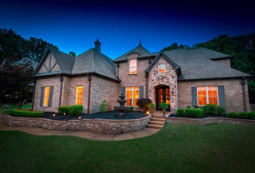 10195 MAPLE RUN DR, Lakeland, Tennessee 38002, 5 Bedroom Bedrooms, 12 Room Rooms,4.1 BathroomBathrooms,Residential,For Sale,MAPLE RUN,0,10225981