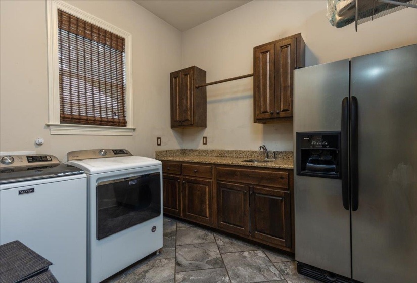 10195 MAPLE RUN DR, Lakeland, Tennessee 38002, 5 Bedroom Bedrooms, 12 Room Rooms,4.1 BathroomBathrooms,Residential,For Sale,MAPLE RUN,0,10225981