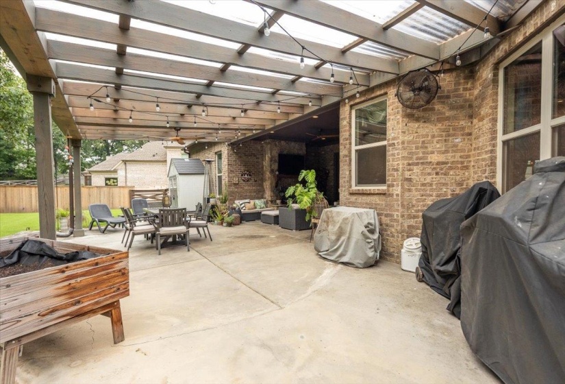 10195 MAPLE RUN DR, Lakeland, Tennessee 38002, 5 Bedroom Bedrooms, 12 Room Rooms,4.1 BathroomBathrooms,Residential,For Sale,MAPLE RUN,0,10225981