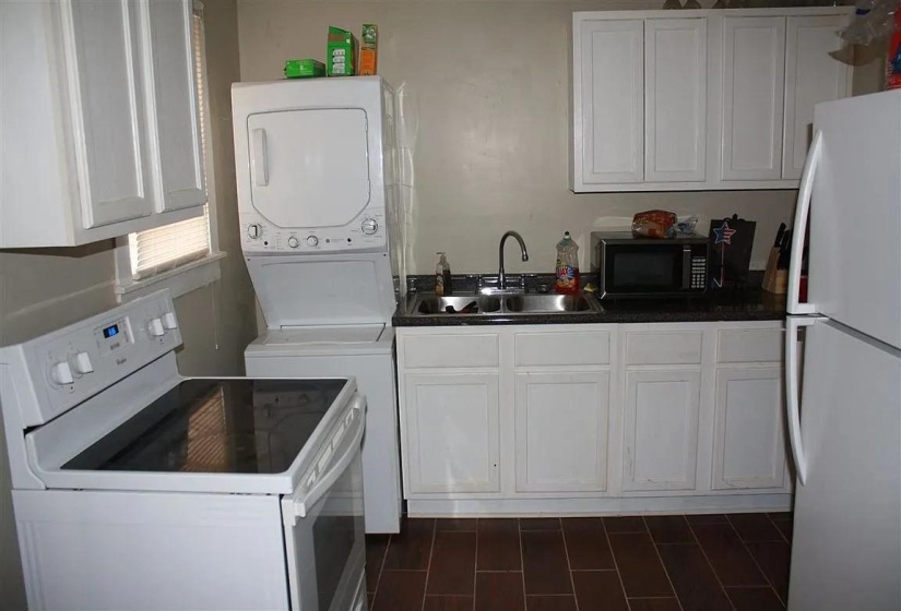 2220 HILLSIDE AVE, Memphis, Tennessee 38127, 3 Bedroom Bedrooms, 6 Room Rooms,1 BathroomBathrooms,Residential,For Sale,HILLSIDE,0,10226325