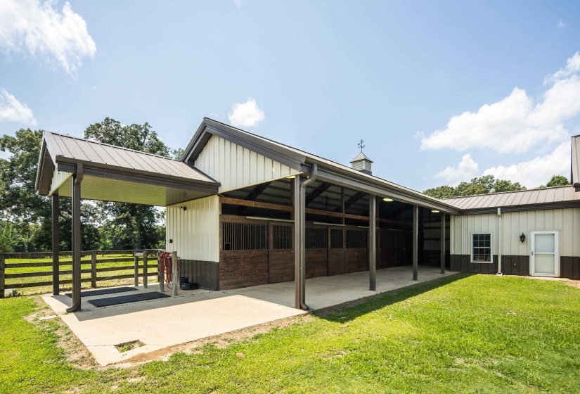 430 TANASI DR, Unincorporated, Tennessee 38066, 3 Bedroom Bedrooms, 8 Room Rooms,2 BathroomBathrooms,Residential,For Sale,TANASI,0,10226327