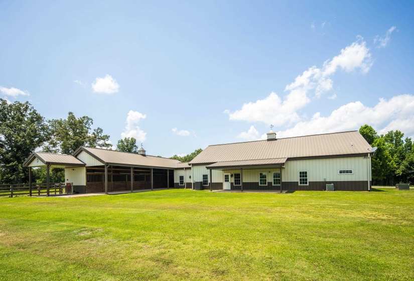 430 TANASI DR, Unincorporated, Tennessee 38066, 3 Bedroom Bedrooms, 8 Room Rooms,2 BathroomBathrooms,Residential,For Sale,TANASI,0,10226327