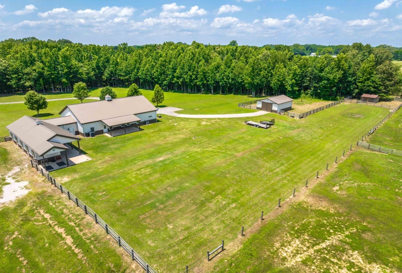 430 TANASI DR, Unincorporated, Tennessee 38066, 3 Bedroom Bedrooms, 8 Room Rooms,2 BathroomBathrooms,Residential,For Sale,TANASI,0,10226327