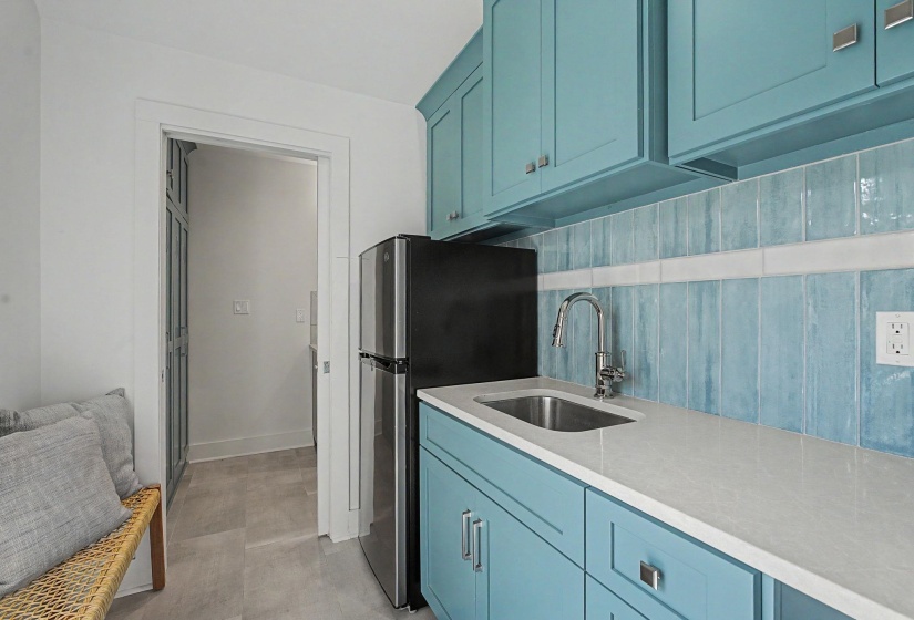 896 RIVER PARK DR, Memphis, Tennessee 38103, 4 Bedroom Bedrooms, 10 Room Rooms,3.1 BathroomBathrooms,Residential,For Sale,RIVER PARK,0,10226331